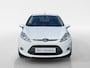 Ford Fiesta 1.25 Titanium 82PK | 17" Lichtmetalen velgen | Climate Control | Cruise Control | Parkeersensoren | Bluetooth | Voorruitverwarming | Privacy Glass | Grote Achterspoiler | Onderhoudsbeurt 4-2026 uitgevoerd
