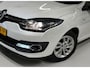 Renault Megane Estate 1.2 TCe Limited Panoramadak|Trekhaak!