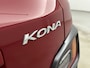 Hyundai Kona 1.6 GDI HEV PREMIUM SKY | TREKHAAK | OPEN DAK | LEDER | NAVI | CLIMA | CRUISE ADAPT. | CAMERA | 18'' LM VELGEN | APPLE CAR PLAY & ANDROID AUTO | STOEL- & STUURVERWARMING | LAGE KMSTAND! |