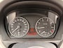 BMW 3-Serie 320i Ori NL NAP Leder Stoelverw Trekhaak AllSeason 17''