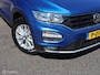 Volkswagen T-Roc TSI 110 PK H6 Style Navigatie|Stoelverw|Adaptive Cruise|DonkerGlas|Chroom|Clima|DAB|PDC V+A
