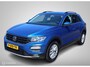Volkswagen T-Roc TSI 110 PK H6 Style Navigatie Stoelverw DonkerGlas Chroom Clima