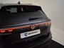 Volkswagen Tiguan Life Edition - eHybrid Inclusief €2000,- inruilvoordeel | Trekhaak | 'App-Connect' draadloze smartphone integratie | Achteruitrijcamera (Rear View) | Automatische afstandsregeling (Adaptive Cruise Control)