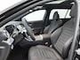 Mercedes-Benz C-klasse Estate 180 Business Solution AMG | Comfortpakket Plus | Nightpakket | Middenconsole metaalstructuur | Trekhaak | Panoramaschuifdak | DISTRONIC | 360° camera | Smartphone integratie | GUARD 360° Plus |