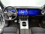 Mercedes-Benz GLB 250+ Business Solution AMG 85.5 kWh | Premium Plus pakket | Nightpakket | Smartphone integratie | Vast panoramadak | Burmester® 3D surround sound | GUARD 360° | Sfeerverlichting |