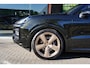 Porsche Cayenne 3.0 E-Hybrid / Dark Olive P.T.S.