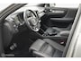 Volvo XC40 Recharge P8 AWD R-Design | Pano | Vol leder | Trekhaak | ACC | Stuur en stoelverwarming | Memory | Harman Kardon audio | LED