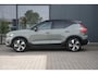 Volvo XC40 Recharge P8 AWD R-Design | Pano | Vol leder | Trekhaak | ACC | Stuur en stoelverwarming | Memory | Harman Kardon audio | LED
