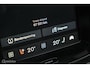 Volvo XC40 Recharge P8 AWD R-Design | Pano | Vol leder | Trekhaak | ACC | Stuur en stoelverwarming | Memory | Harman Kardon audio | LED