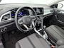 Volkswagen T-Roc 1.0 TSI Style | Adaptive cruise | CarPlay | Parkeersensoren | Airco