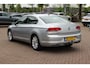 Volkswagen Passat 1.4 TSI GTE Connected Series / Trekhaak / CarPlay / Navigatie / Parkeerhlp V+A / 17'' / DAB / Cruise Control