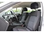 Volkswagen Passat 1.4 TSI GTE Connected Series / Trekhaak / CarPlay / Navigatie / Parkeerhlp V+A / 17'' / DAB / Cruise Control