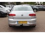 Volkswagen Passat 1.4 TSI GTE Connected Series / Trekhaak / CarPlay / Navigatie / Parkeerhlp V+A / 17'' / DAB / Cruise Control