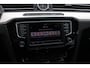 Volkswagen Passat 1.4 TSI GTE Connected Series / Trekhaak / CarPlay / Navigatie / Parkeerhlp V+A / 17'' / DAB / Cruise Control