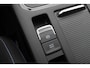 Volkswagen Passat 1.4 TSI GTE Connected Series / Trekhaak / CarPlay / Navigatie / Parkeerhlp V+A / 17'' / DAB / Cruise Control