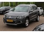 Volkswagen Tiguan 2.0 TSI Sport&Style 4Motion / Trekhaak / Android Auto / Parkeerhulp V+A / 17'' / Xenon / DAB / Navigatie / Stoelverwarming / Cruise Control