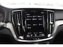 Volvo V60 2.0 D4 Inscription / Trekhaak / Camera / Leder / Standverwarming / 19'' / Navigatie / Harman Kardon / Stoelverwarming 4x / Cruise Control / Virtual Cockpit