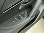 Peugeot e-2008 EV GT Pack 50 kWh | Alcantara Bekleding met Elektrisch verstelbare bestuurdersstoel | Camera | Accu 99% | CarPlay | Stoelverwarming | Adaptieve Cruise Control | Keyless Entry/Start | Warmtepomp