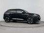 Peugeot e-2008 EV GT Pack 50 kWh | Alcantara Bekleding met Elektrisch verstelbare bestuurdersstoel | Camera | Accu 99% | CarPlay | Stoelverwarming | Adaptieve Cruise Control | Keyless Entry/Start | Warmtepomp