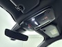 Peugeot e-2008 EV GT Pack 50 kWh | Alcantara Bekleding met Elektrisch verstelbare bestuurdersstoel | Camera | Accu 99% | CarPlay | Stoelverwarming | Adaptieve Cruise Control | Keyless Entry/Start | Warmtepomp