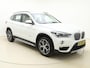 BMW X1 xDrive25i X-Line -Uniek! 1e Eigenaar! Dealeronderhouden! -Pano Dak -HeadUp -Trekhaak -Park Assist -LED Koplampen Uitgebreid -Navigatie Plus