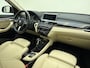BMW X1 xDrive25i X-Line -Uniek! 1e Eigenaar! Dealeronderhouden! -Pano Dak -HeadUp -Trekhaak -Park Assist -LED Koplampen Uitgebreid -Navigatie Plus
