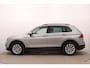 Volkswagen Tiguan 1.5 TSI ACT Comfortline Business | Automaat | Adaptive cruise | Stoelverwarming | CarPlay | Camera | Trekhaak