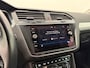 Volkswagen Tiguan 1.5 TSI ACT Comfortline Business | Automaat | Adaptive cruise | Stoelverwarming | CarPlay | Camera | Trekhaak