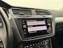Volkswagen Tiguan 1.5 TSI ACT Comfortline Business | Automaat | Adaptive cruise | Stoelverwarming | CarPlay | Camera | Trekhaak