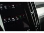 Volvo XC40 1.5 T4 Recharge Inscription / LED / Navi /1EIG /Virtual /stuur&stoel-verw/ Camera / 19"LMV / Verw-voorruit / = SUPER !!