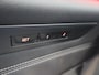 BMW 5-Serie 530i High Executive | M-Pakket | Schuif/Kanteldak | Stuur/Stoelverwarming | Comfortstoelen Ele.verstelbaar + Geheugen | 360 Camera | DAB | Apple CarPlay/Android Auto | Adaptieve Cruise Control | Harman/Kardon | HUD | Laser Licht |