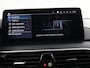 BMW 5-Serie 530i High Executive | M-Pakket | Schuif/Kanteldak | Stuur/Stoelverwarming | Comfortstoelen Ele.verstelbaar + Geheugen | 360 Camera | DAB | Apple CarPlay/Android Auto | Adaptieve Cruise Control | Harman/Kardon | HUD | Laser Licht |