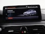 BMW 5-Serie 530i High Executive | M-Pakket | Schuif/Kanteldak | Stuur/Stoelverwarming | Comfortstoelen Ele.verstelbaar + Geheugen | 360 Camera | DAB | Apple CarPlay/Android Auto | Adaptieve Cruise Control | Harman/Kardon | HUD | Laser Licht |