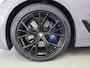 BMW 5-Serie 530i High Executive | M-Pakket | Schuif/Kanteldak | Stuur/Stoelverwarming | Comfortstoelen Ele.verstelbaar + Geheugen | 360 Camera | DAB | Apple CarPlay/Android Auto | Adaptieve Cruise Control | Harman/Kardon | HUD | Laser Licht |