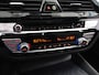 BMW 5-Serie 530i High Executive | M-Pakket | Schuif/Kanteldak | Stuur/Stoelverwarming | Comfortstoelen Ele.verstelbaar + Geheugen | 360 Camera | DAB | Apple CarPlay/Android Auto | Adaptieve Cruise Control | Harman/Kardon | HUD | Laser Licht |