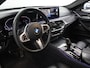 BMW 5-Serie 530i High Executive | M-Pakket | Schuif/Kanteldak | Stuur/Stoelverwarming | Comfortstoelen Ele.verstelbaar + Geheugen | 360 Camera | DAB | Apple CarPlay/Android Auto | Adaptieve Cruise Control | Harman/Kardon | HUD | Laser Licht |