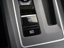 Volkswagen Golf 1.5 eTSI R-Line Business | Panoramadak | Sportstoelen | Virtual Cockpit | Navigatie | Camera | DAB | Apple CarPlay/Android auto | Sfeerverlichting | Stuurverwarming | Adaptieve Cruise Control | Harman/Kardon |