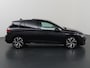 Volkswagen Golf 1.5 eTSI R-Line Business | Panoramadak | Sportstoelen | Virtual Cockpit | Navigatie | Camera | DAB | Apple CarPlay/Android auto | Sfeerverlichting | Stuurverwarming | Adaptieve Cruise Control | Harman/Kardon |