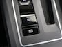 Volkswagen Golf 1.5 eTSI R-Line Business | Panoramadak | Sportstoelen | Virtual Cockpit | Navigatie | Camera | DAB | Apple CarPlay/Android auto | Sfeerverlichting | Stuurverwarming | Adaptieve Cruise Control | Harman/Kardon |