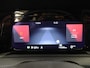 Volkswagen Golf 1.5 eTSI R-Line Business | Panoramadak | Sportstoelen | Virtual Cockpit | Navigatie | Camera | DAB | Apple CarPlay/Android auto | Sfeerverlichting | Stuurverwarming | Adaptieve Cruise Control | Harman/Kardon |