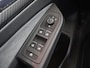 Volkswagen Golf 1.5 eTSI R-Line Business | Panoramadak | Sportstoelen | Virtual Cockpit | Navigatie | Camera | DAB | Apple CarPlay/Android auto | Sfeerverlichting | Stuurverwarming | Adaptieve Cruise Control | Harman/Kardon |