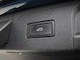 Volkswagen Passat Variant GTE Business 218pk | Panorama dak | Dodehoekdetectie | Achteruitrijcamera  | Navigatie | Adaptief cruise control | App connect | Stoelverwarming | 17"LMV