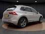 Volkswagen Tiguan 1.4 TSI ACT R-line | Pano Dak | ACC | Stoelverwarming | Spiegelpakket | Carplay | Parkeerhulp | 19'' |