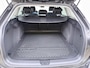 Volkswagen Golf Variant 1.0 eTSI Life | Trekhaak | Camera | Side Assist | ACC | Parkeerhulp | Stuur-/Stoelverwarming | Spiegelpakket | Carplay | 17'' |