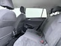 Volkswagen Golf Variant 1.0 eTSI Life | Trekhaak | Camera | Side Assist | ACC | Parkeerhulp | Stuur-/Stoelverwarming | Spiegelpakket | Carplay | 17'' |