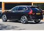 Volvo XC60 T5 R-Design | Bowers & Wilkins | Panoramadak | Trekhaak | Stoel + Stuur Verwarmd | Camera | Dealer Onderhouden |