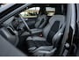 Volvo XC60 2.0 T6 Plug-in hybrid AWD Plus Black Edition - Panorama | H&K | Memory | 360 Camera