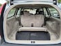 Volvo XC70 2.4T AWD Comfort 7 PERSOONS Xenon BTW voordeel €450,-