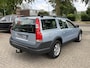 Volvo XC70 2.4T AWD Comfort 7 PERSOONS Xenon BTW voordeel €450,-