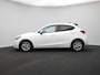 Mazda 2 1.5 Skyactiv-G TS met navigatie, lichtmetalen velgen en dakspoiler : dealer onderhouden